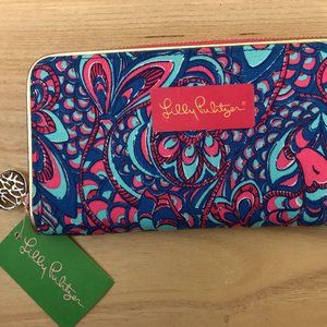 Lilly Pulitzer zipper wallet - NWT